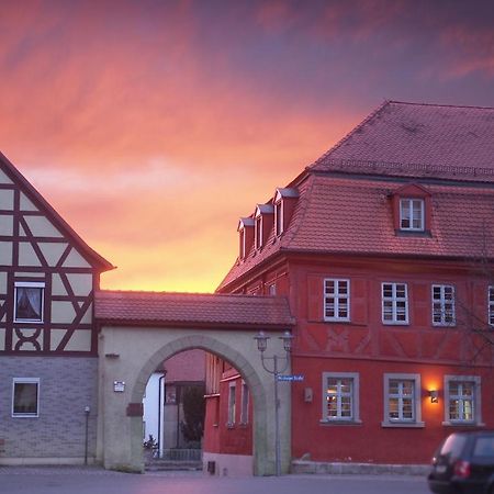 Rotes Ross Marktbergel Екстериор снимка